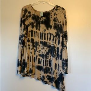 Scent - size small, grey/cream tie dye tshirt